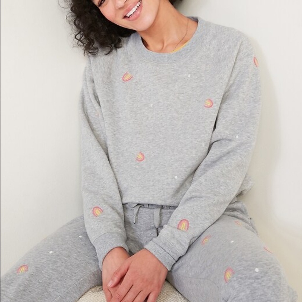 Old Navy Vintage Crew Sweatshirt & Sweatpants